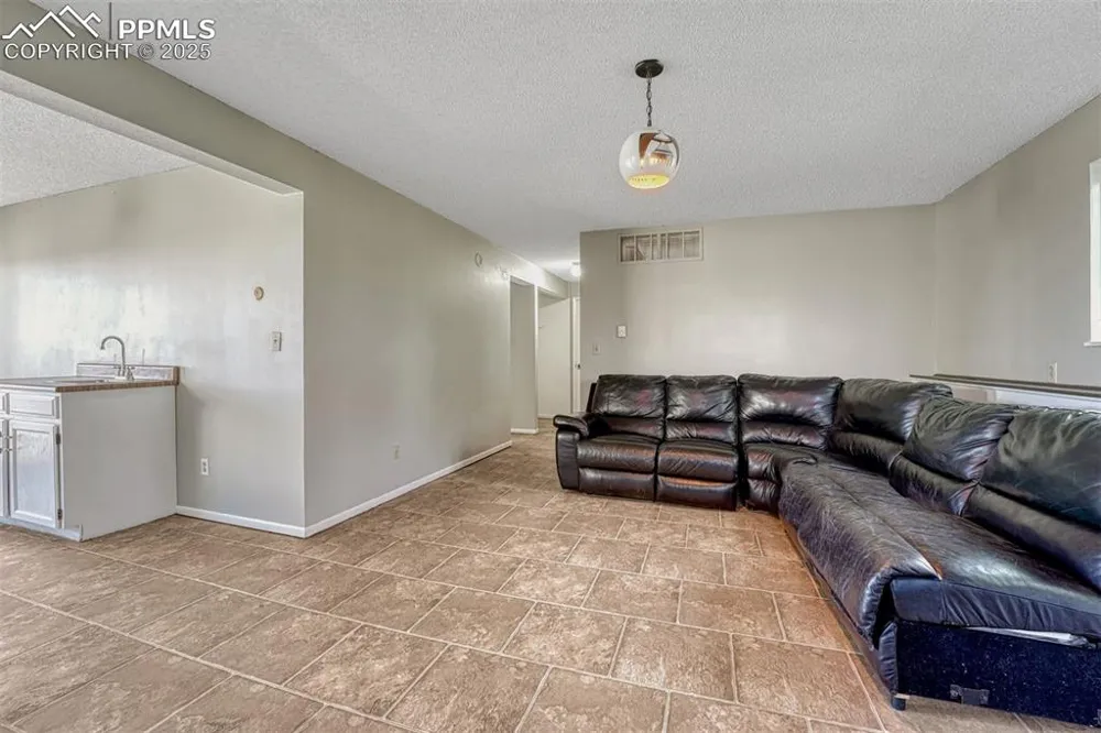 12895 Green Meadow Drive Elbert, CO 80106