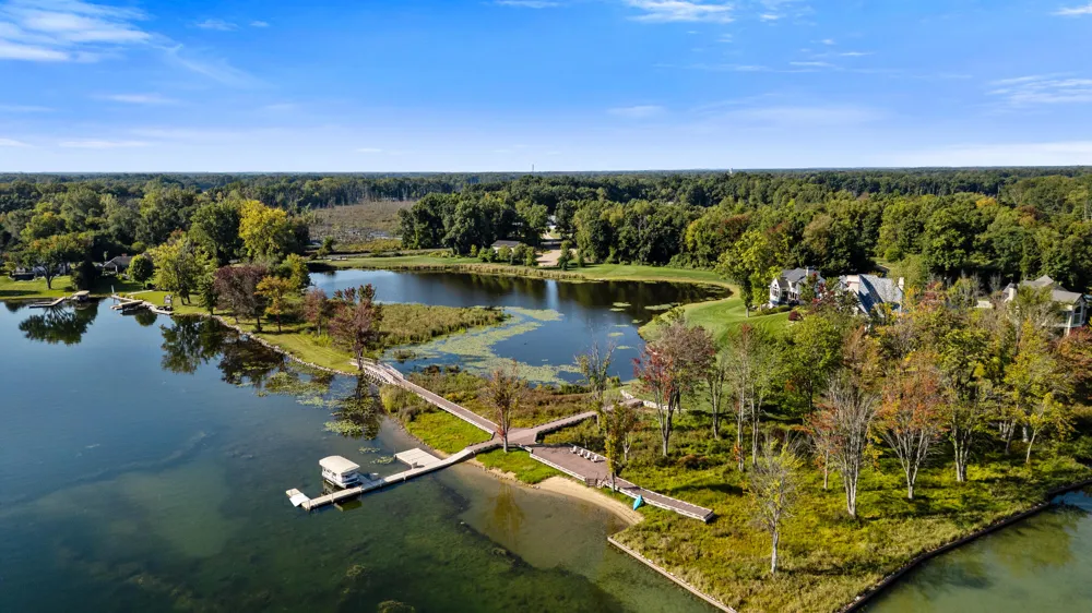 12260 Crowne Pointe Drive ##10 Vicksburg, MI 49097
