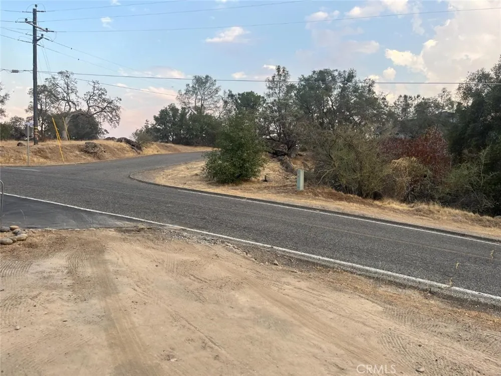 1703 Long Hollow Drive Coarsegold, CA 93614