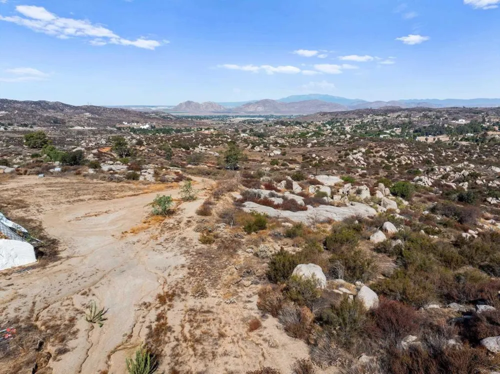 429-120-008 Perris, CA 92567
