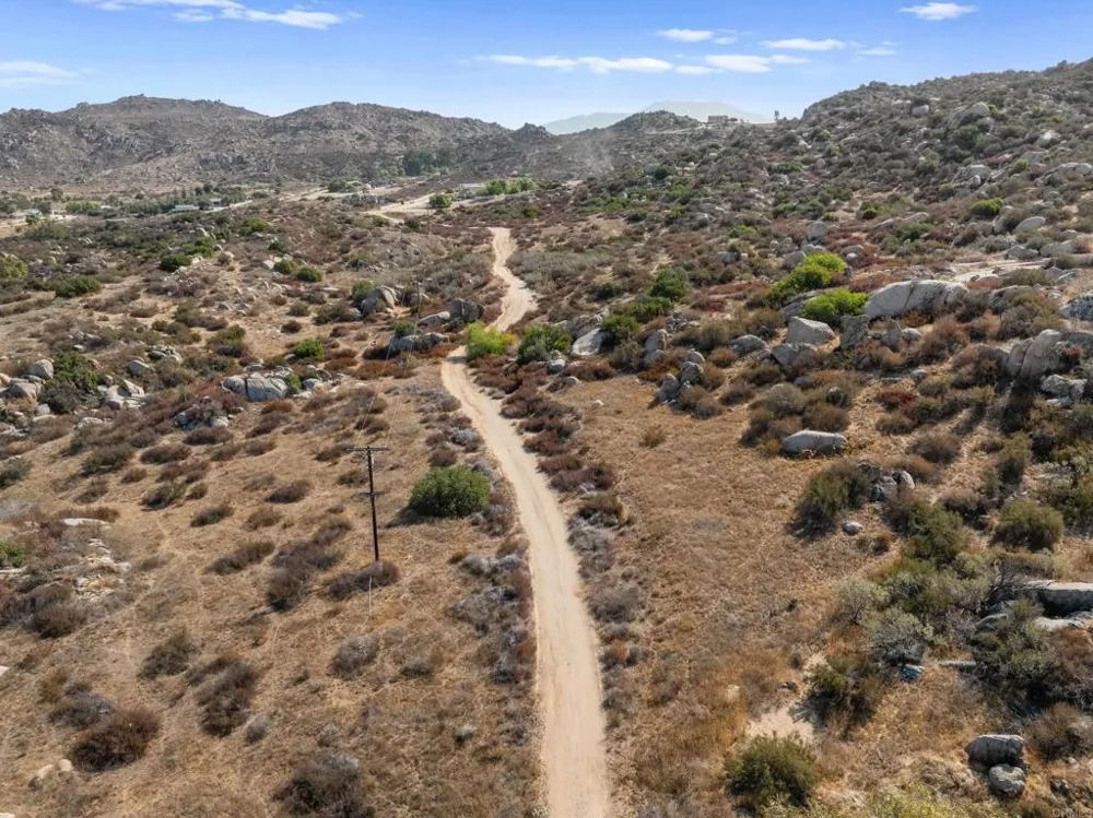 429-120-008 Perris, CA 92567