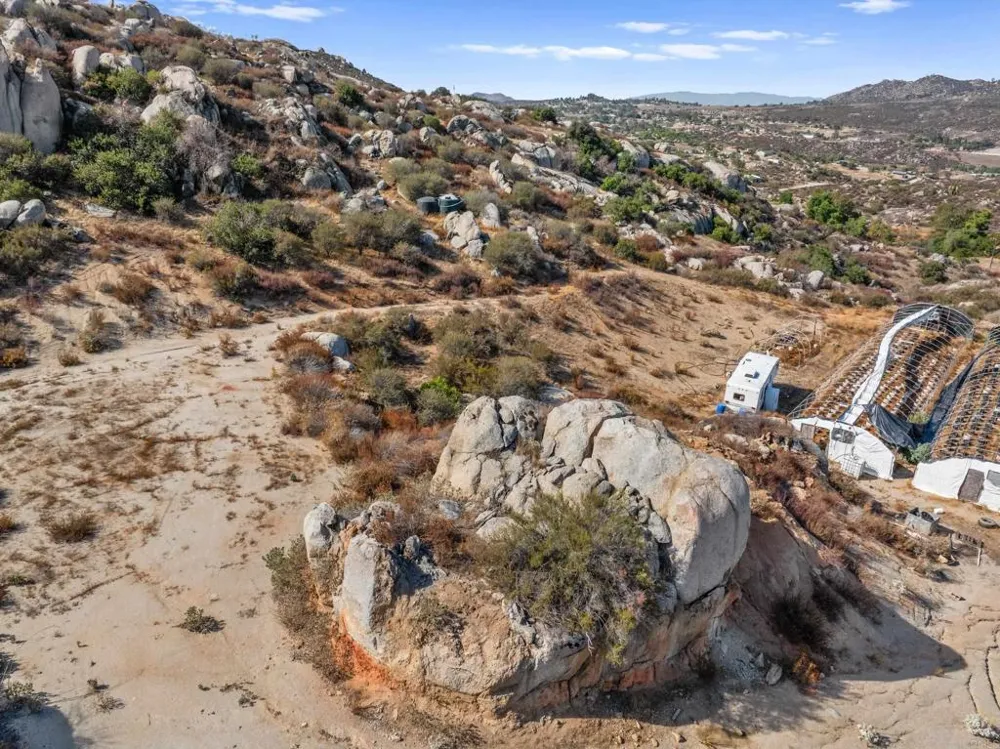 429-120-008 Perris, CA 92567