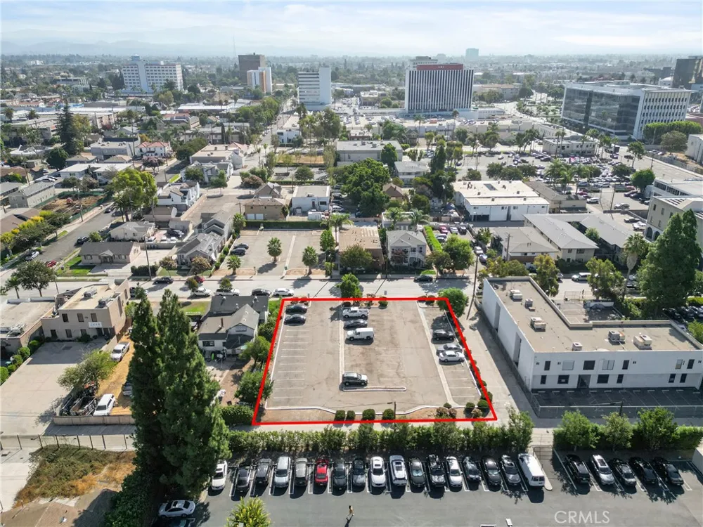 830 Patron Street Santa Ana, CA 92701
