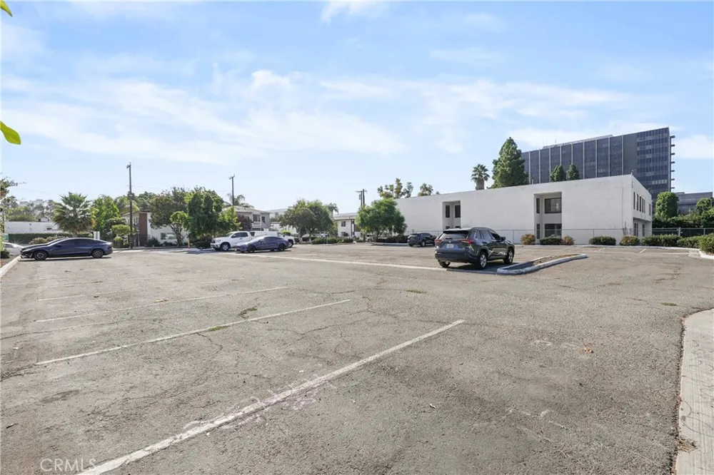 830 Patron Street Santa Ana, CA 92701