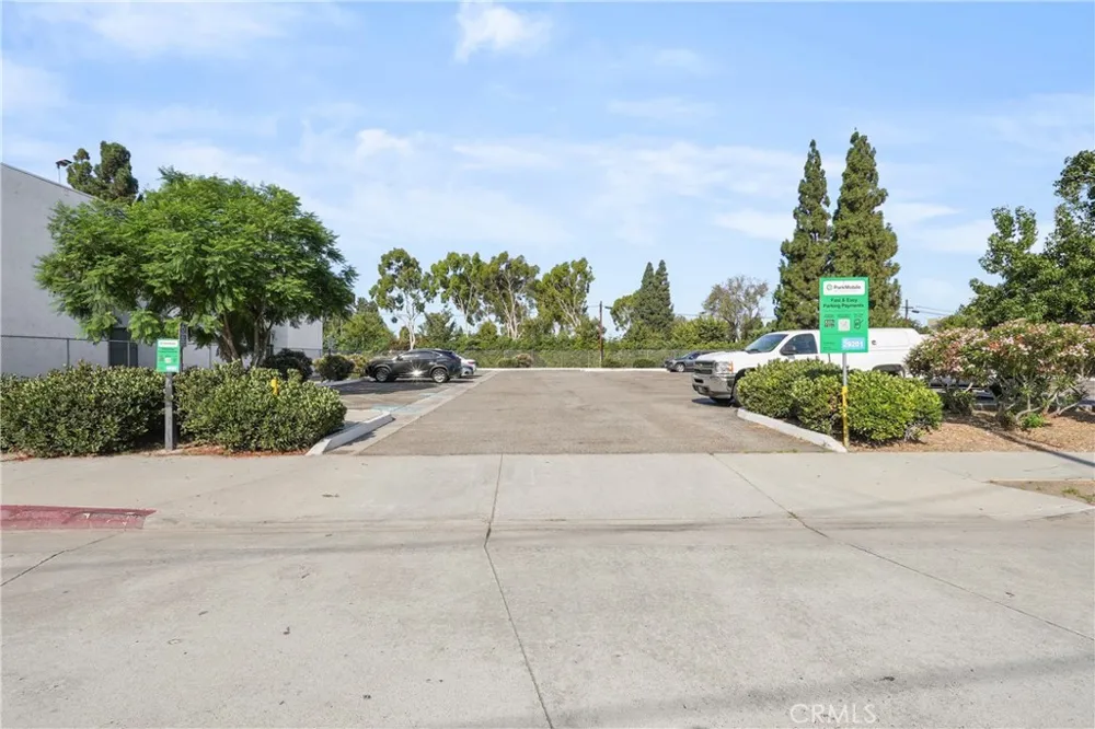 830 Patron Street Santa Ana, CA 92701