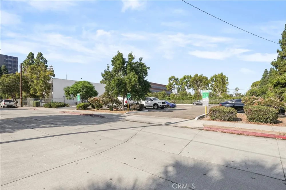 830 Patron Street Santa Ana, CA 92701