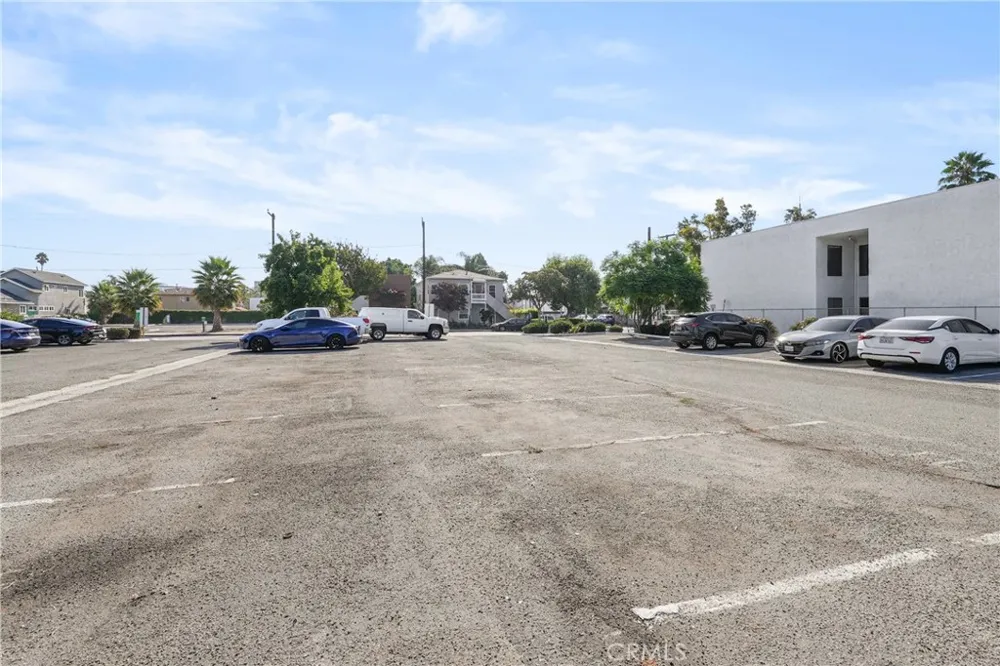 830 Patron Street Santa Ana, CA 92701