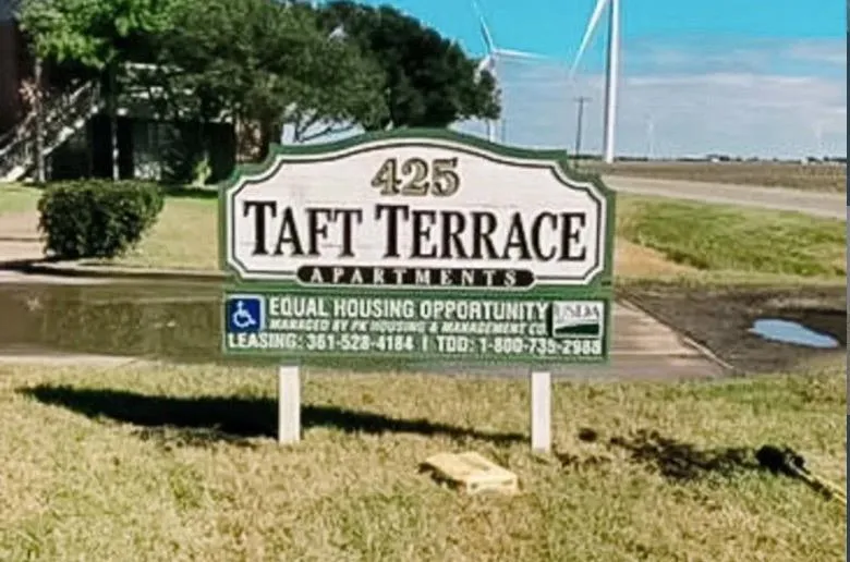 425 Fm 631 Taft, TX 78390