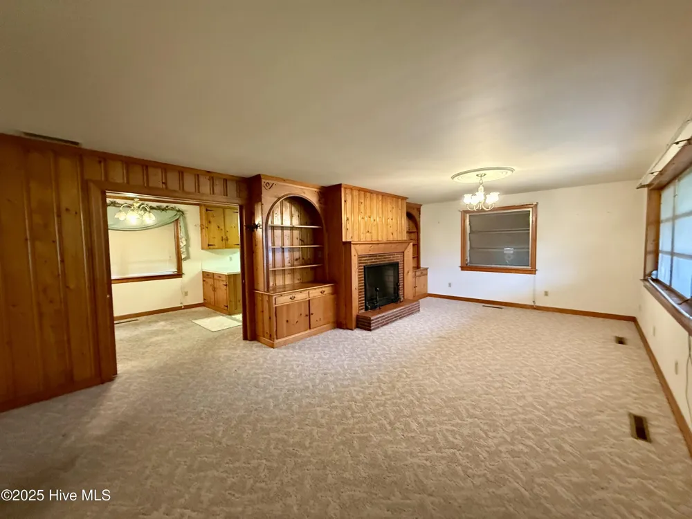 102 Long Ridge Road Plymouth, NC 27962