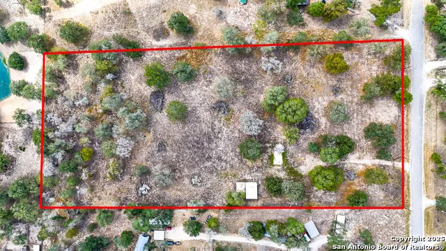 141 Oak Hill La Vernia, TX 78121