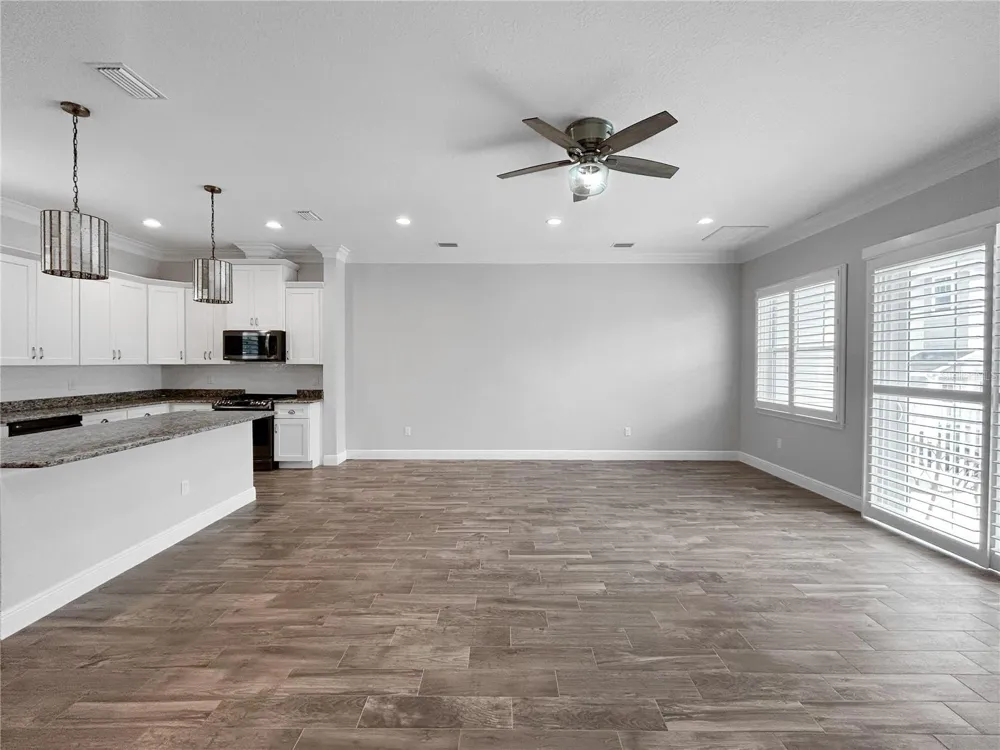 510 DOUGLAS PLACE Dunedin, FL 34698