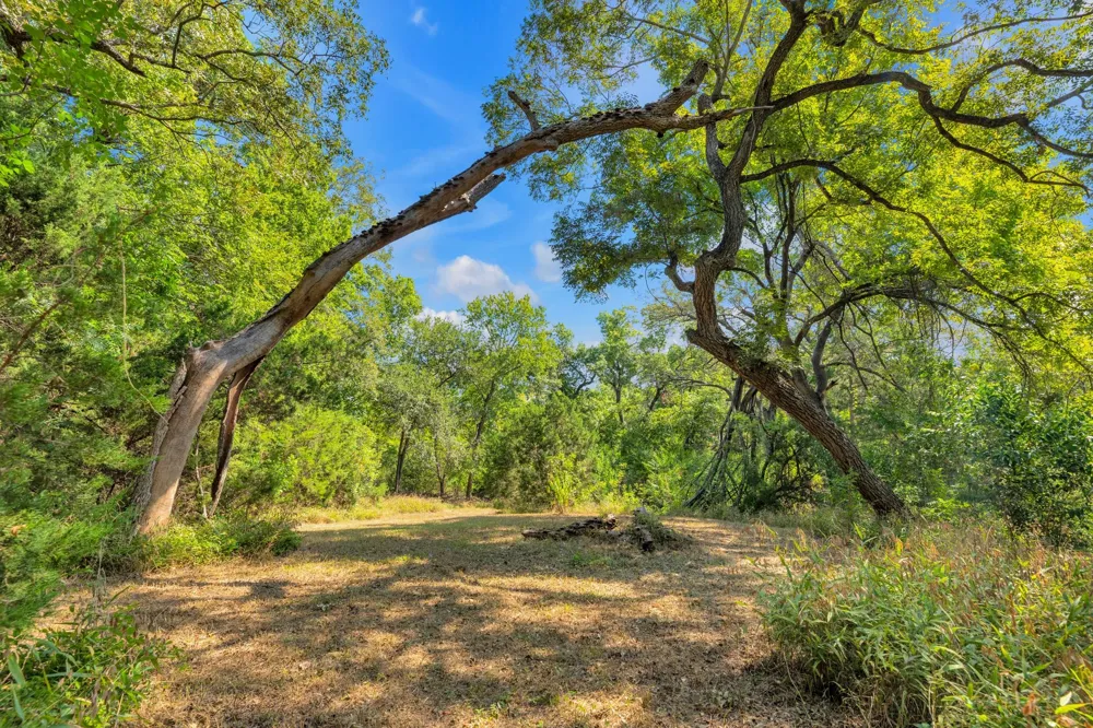 2105 Sam Bass Road Round Rock, TX 78681