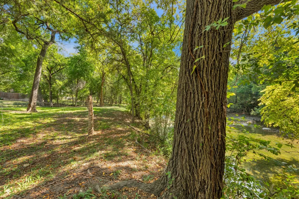 2105 Sam Bass Road Round Rock, TX 78681