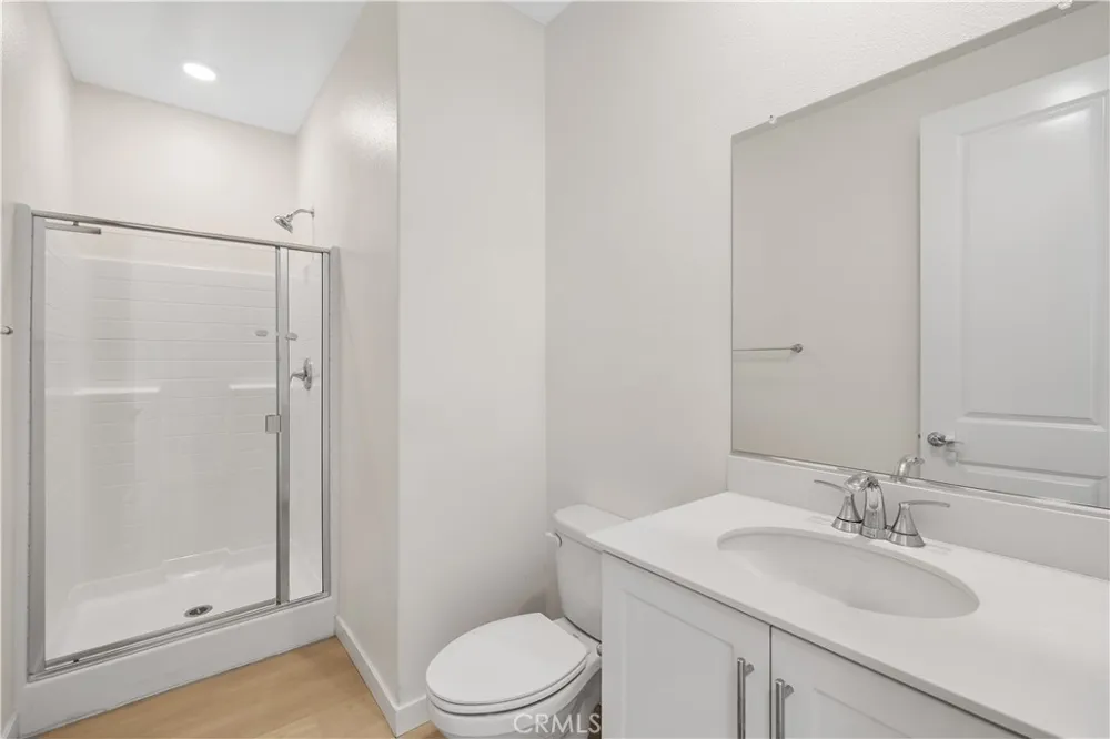 27579 Sanctuary Ct. Valencia, CA 91381