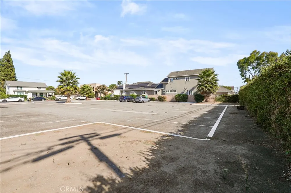 835 Patron Street Santa Ana, CA 92701