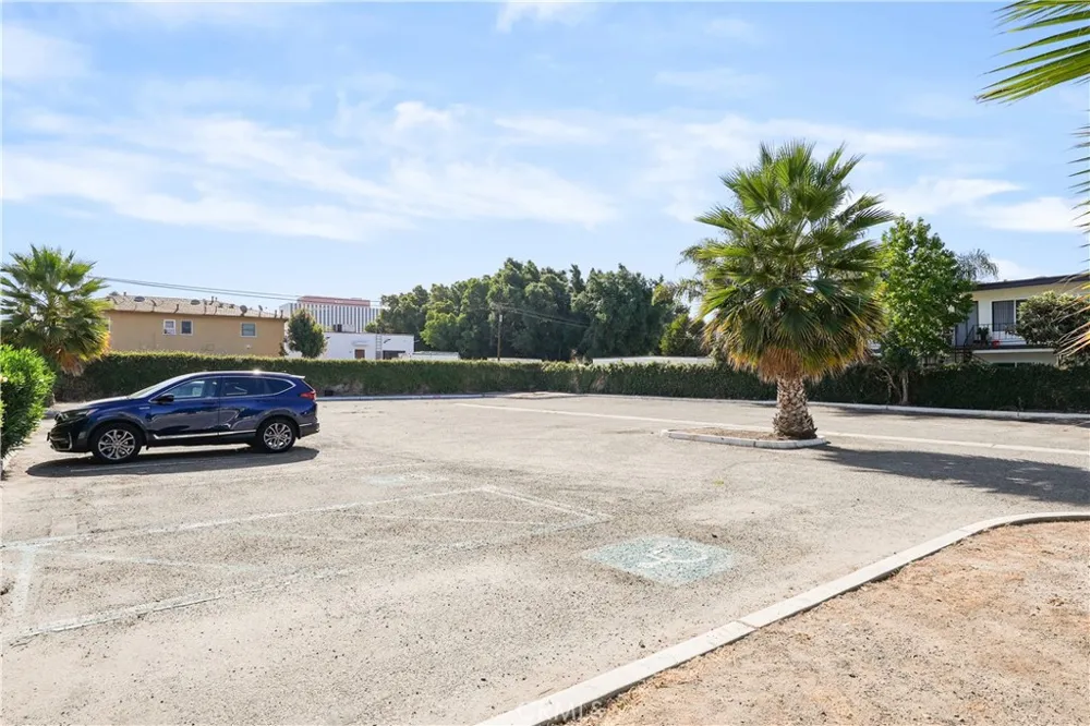 835 Patron Street Santa Ana, CA 92701