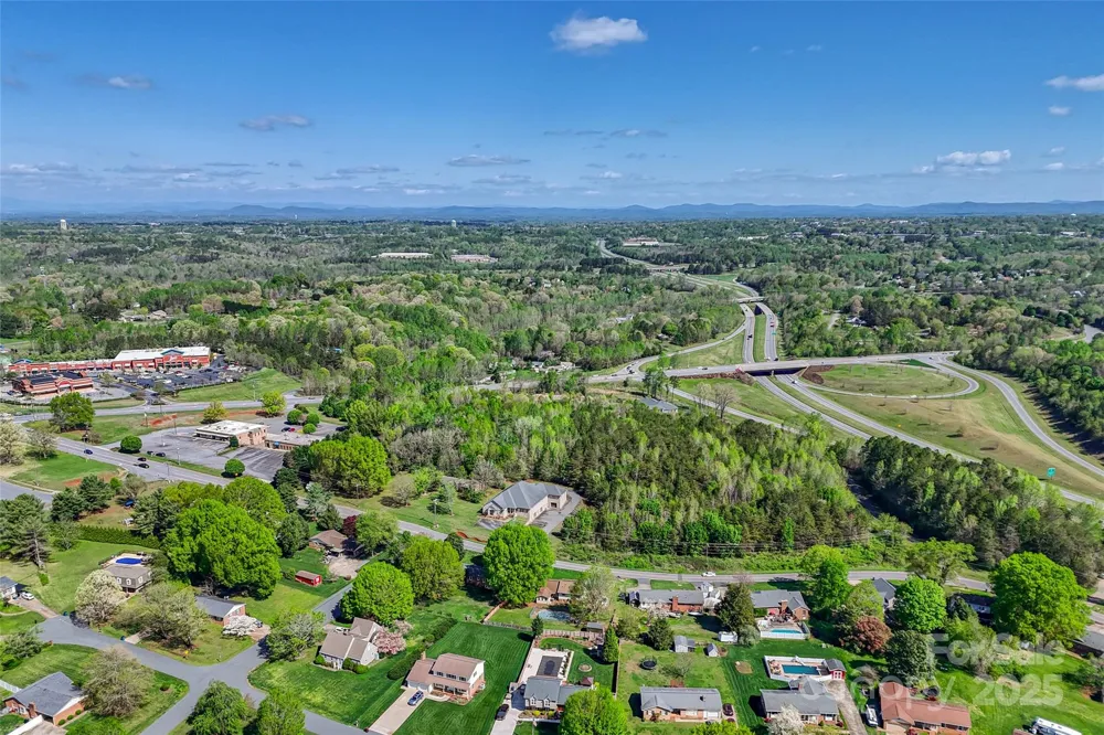 1100 Zion Church Road Hickory, NC 28602
