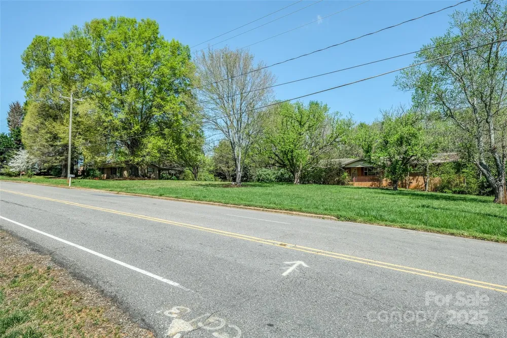 1100 Zion Church Road Hickory, NC 28602