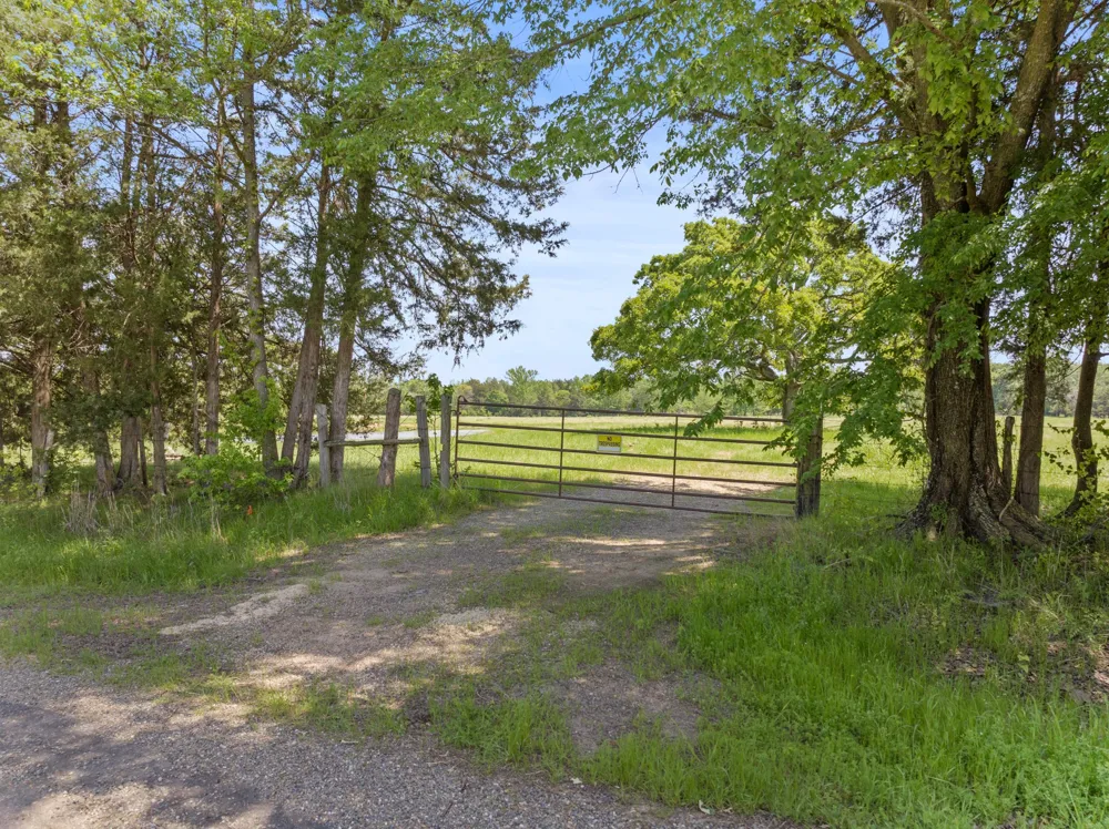 County Road 3324 Pittsburg, TX 75686