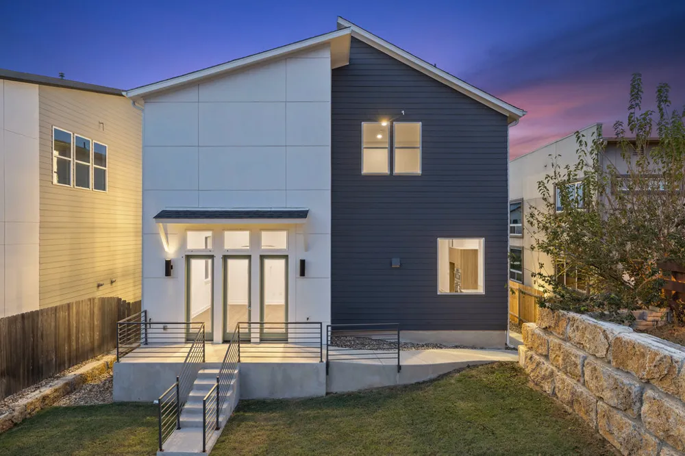 7321 Annette Cove Austin, TX 78724