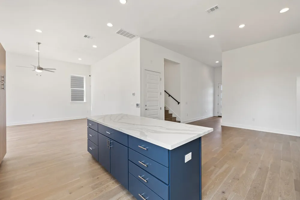 7321 Annette Cove Austin, TX 78724