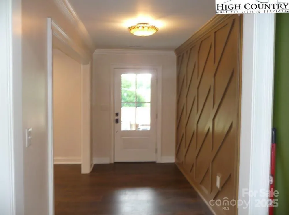 384 New River Heights #12 Boone, NC 28607