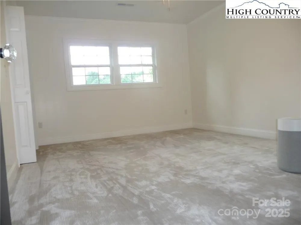 384 New River Heights #12 Boone, NC 28607