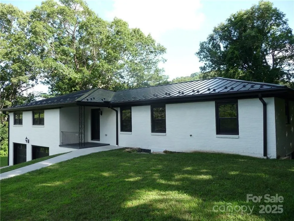 384 New River Heights #12 Boone, NC 28607