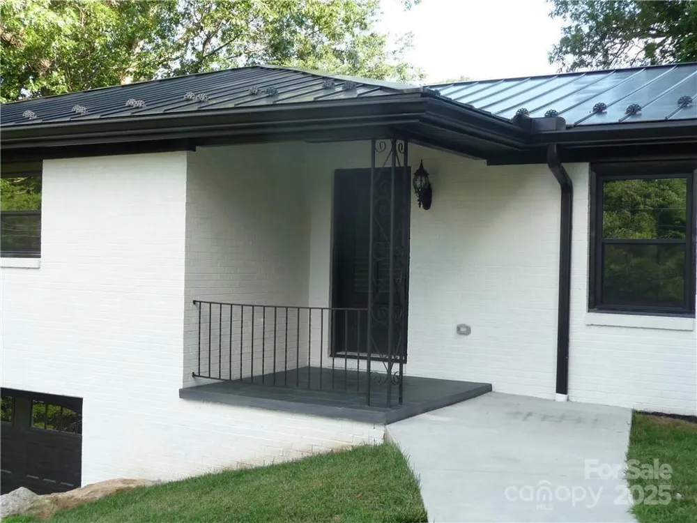 384 New River Heights #12 Boone, NC 28607