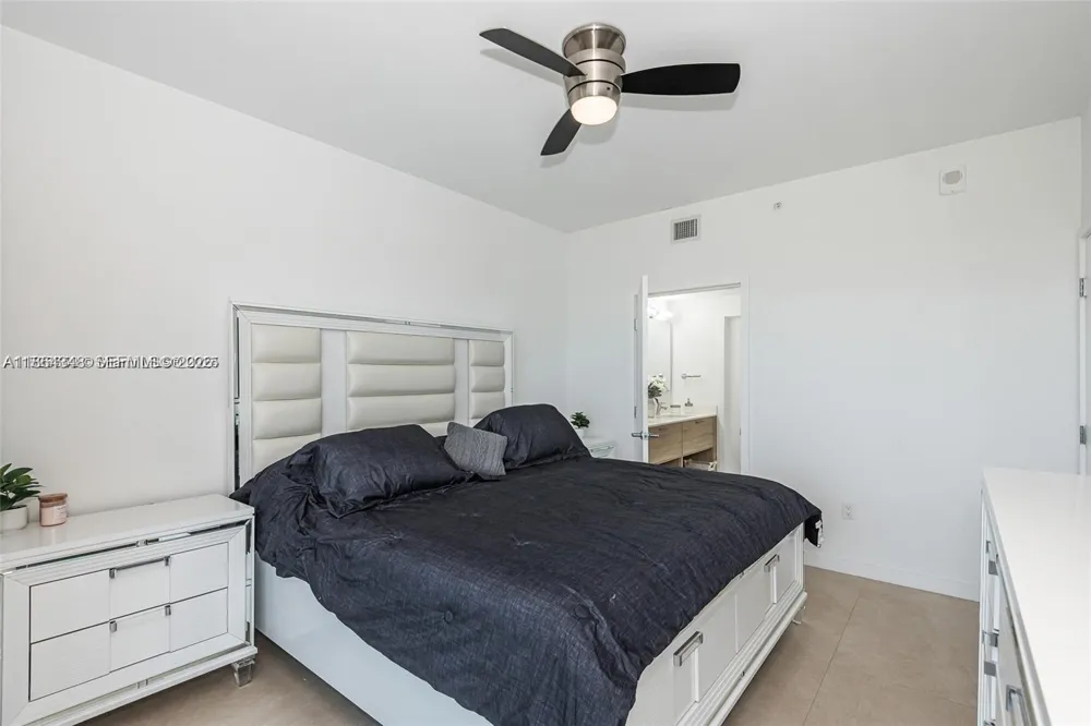 16385 Biscayne Blvd #2118 North Miami Beach, FL 33160
