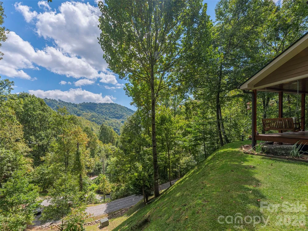 27 Little Roundtop Road Clyde, NC 28721