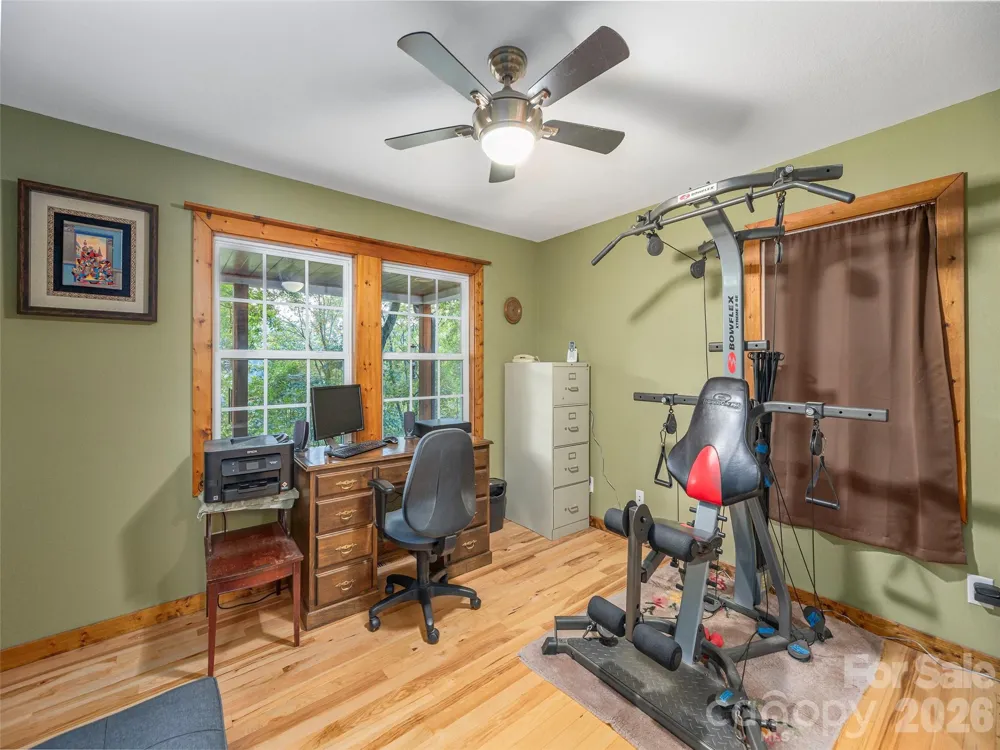 27 Little Roundtop Road Clyde, NC 28721