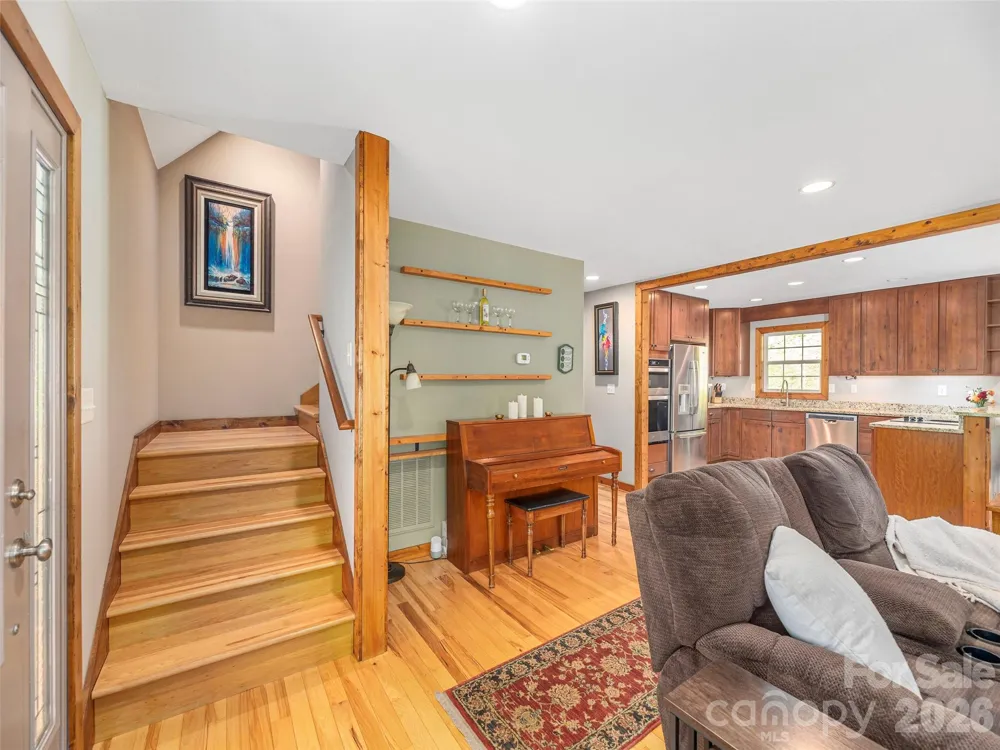27 Little Roundtop Road Clyde, NC 28721