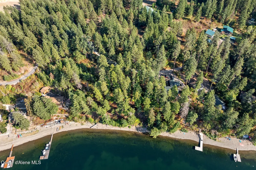 Osprey Road Spirit Lake, ID 83869