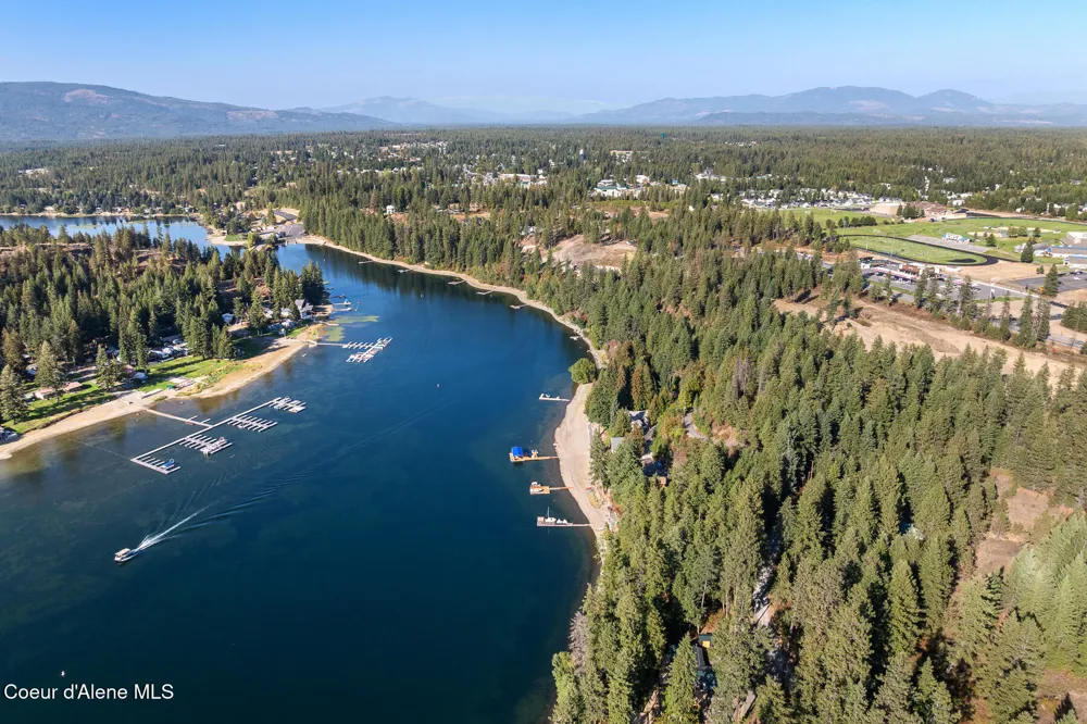 Osprey Road Spirit Lake, ID 83869