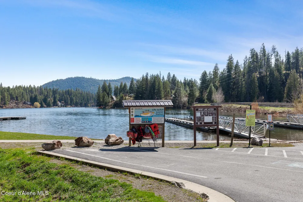 Osprey Road Spirit Lake, ID 83869