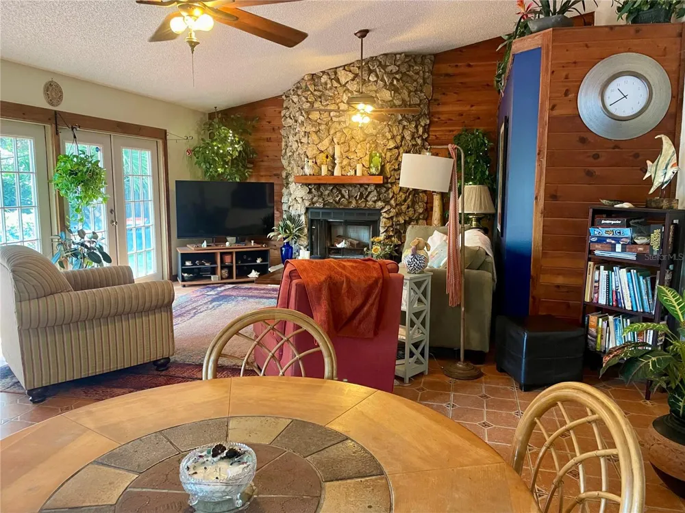 2615 WILLOW OAK DRIVE Edgewater, FL 32141