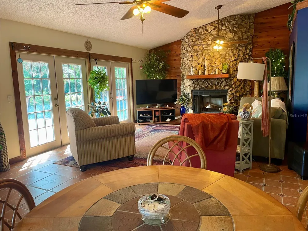 2615 WILLOW OAK DRIVE Edgewater, FL 32141