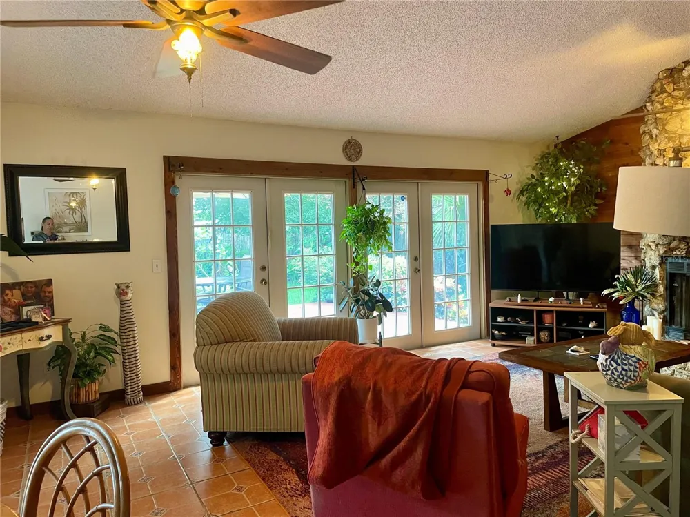 2615 WILLOW OAK DRIVE Edgewater, FL 32141