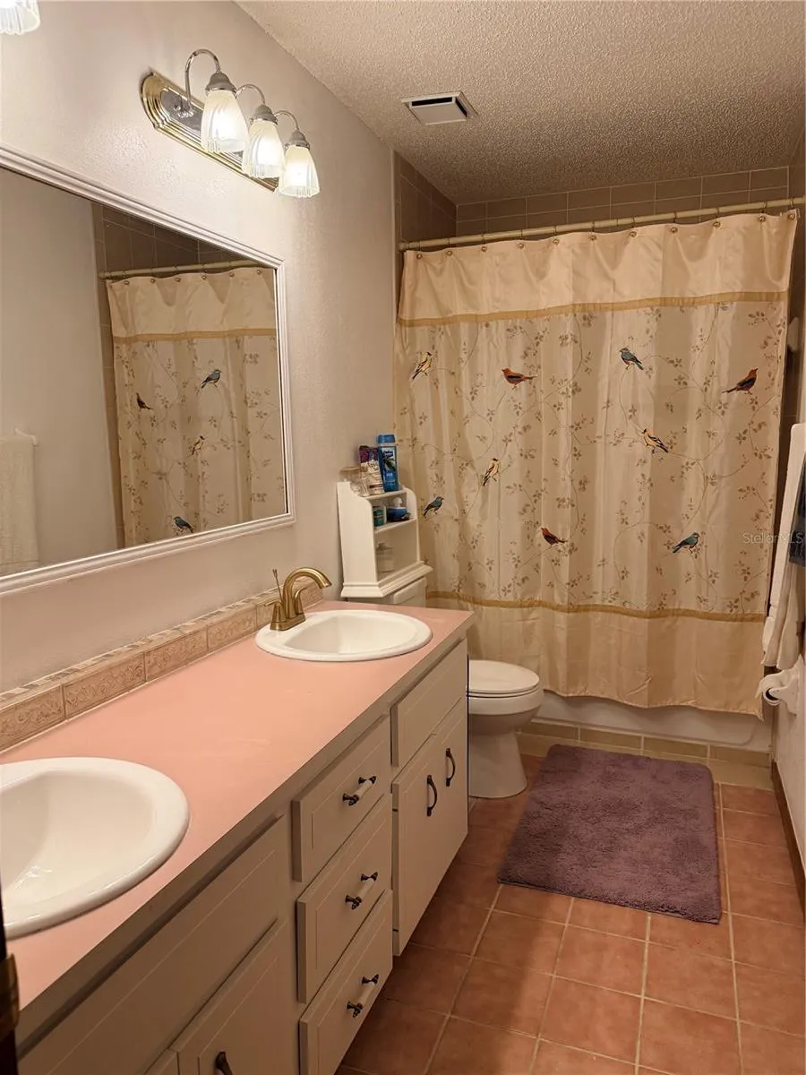 2615 WILLOW OAK DRIVE Edgewater, FL 32141