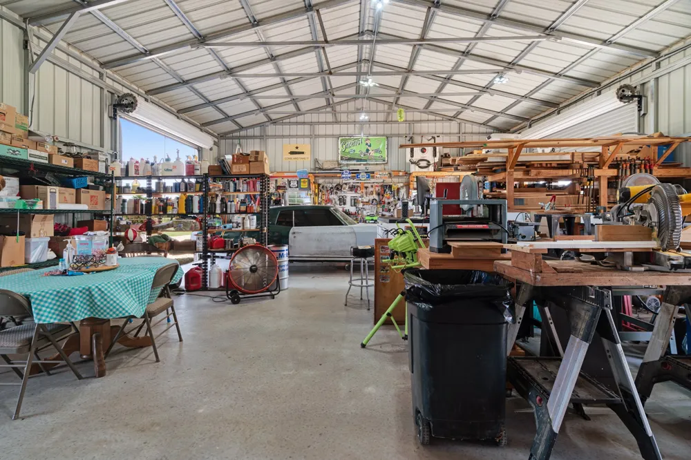 1750 County Road 34430 Sumner, TX 75486