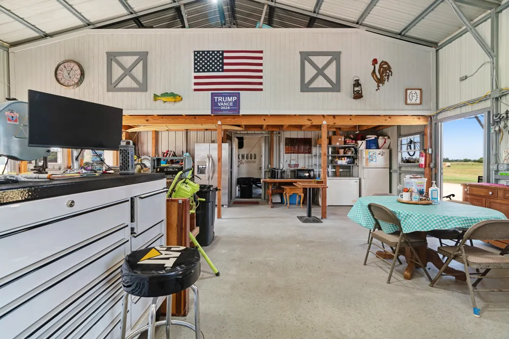 1750 County Road 34430 Sumner, TX 75486