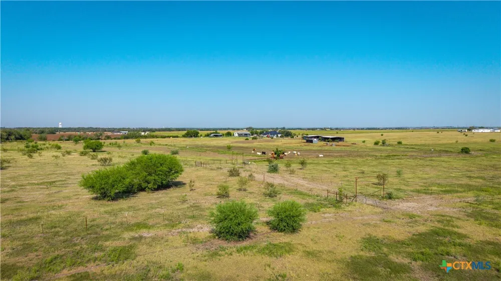 2525 Fm-2623 Seguin, TX 78155