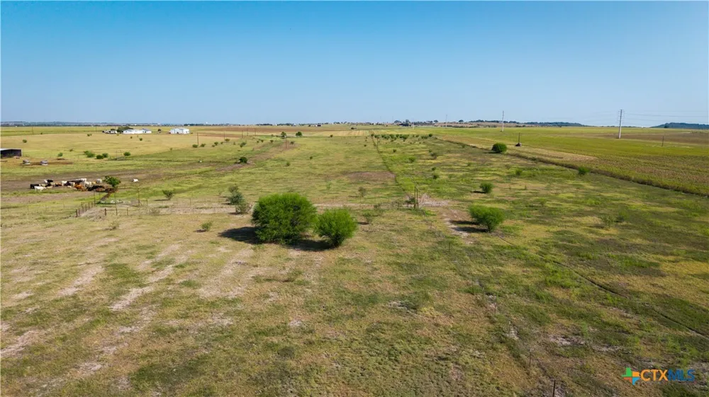 2525 Fm-2623 Seguin, TX 78155