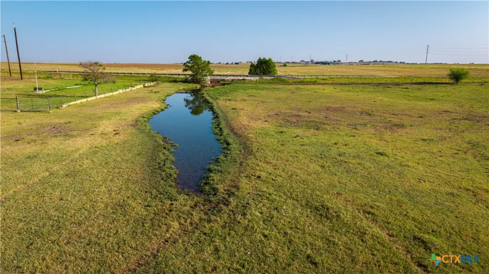 2525 Fm-2623 Seguin, TX 78155