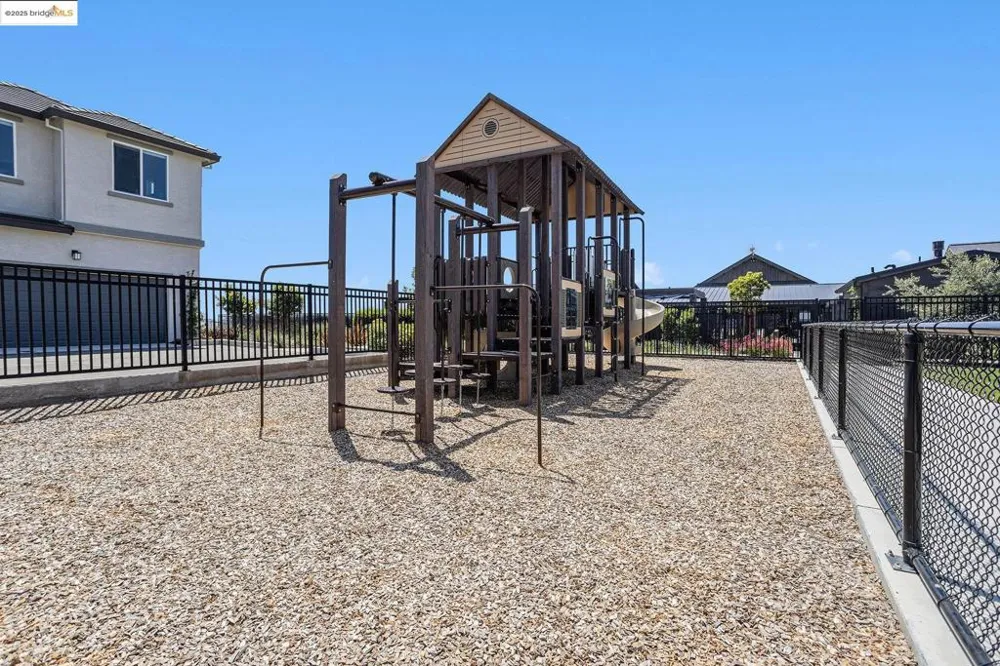 3143 Delta Coves Dr Bethel Island, CA 94511