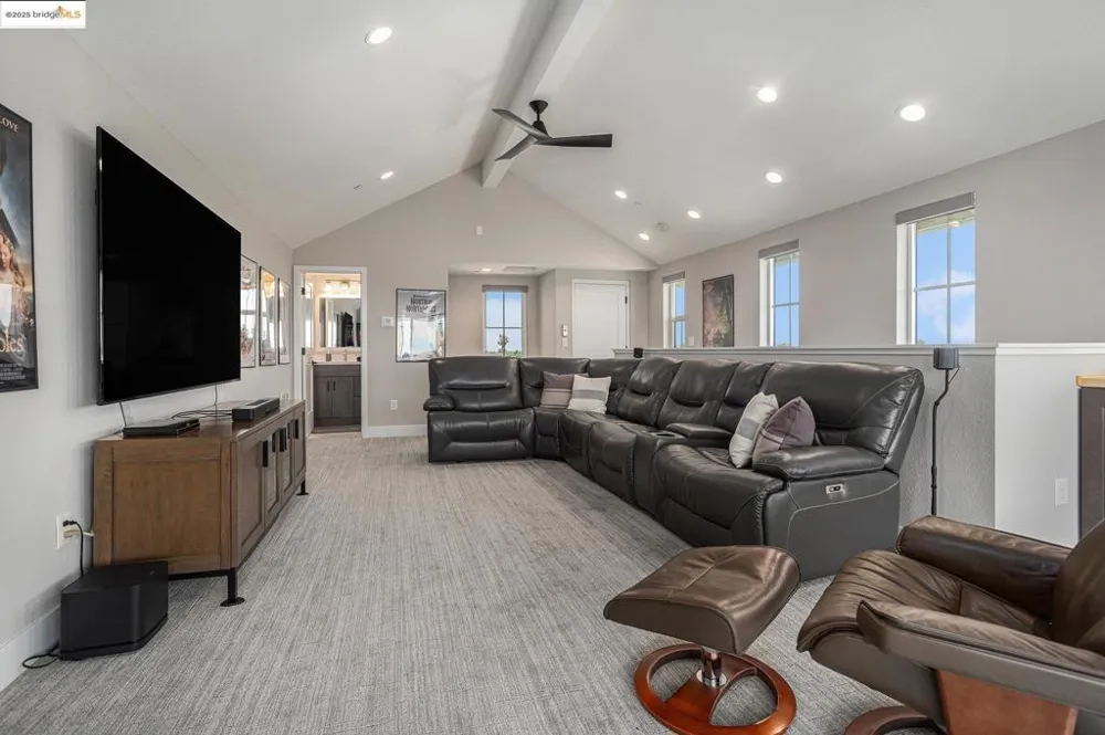 3143 Delta Coves Dr Bethel Island, CA 94511