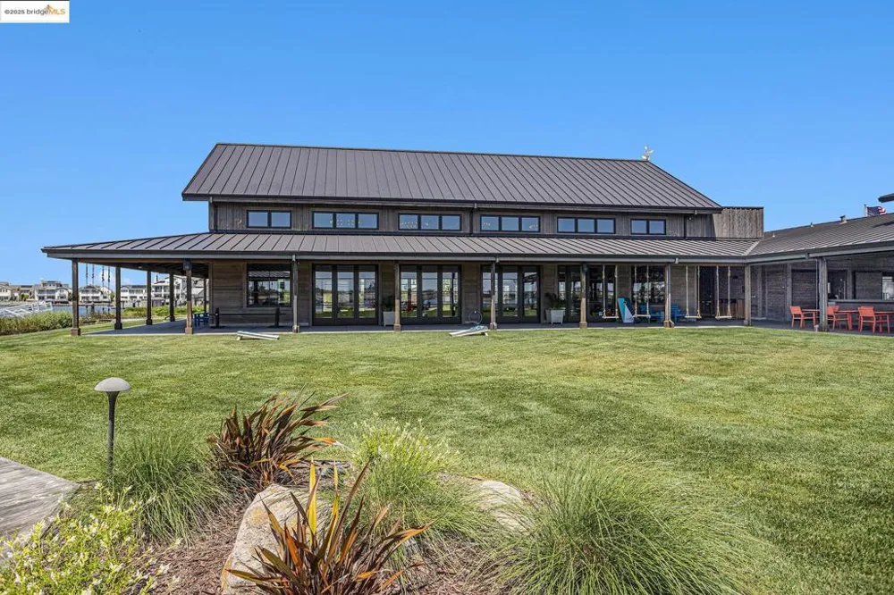 3143 Delta Coves Dr Bethel Island, CA 94511