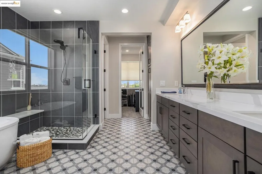 3143 Delta Coves Dr Bethel Island, CA 94511