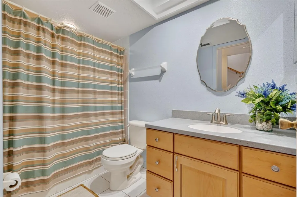 14879 SEMINOLE TRAIL Seminole, FL 33776